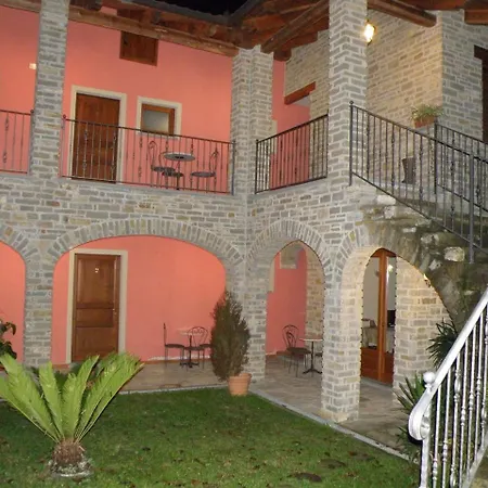 Madonna Della Neve ホテル *